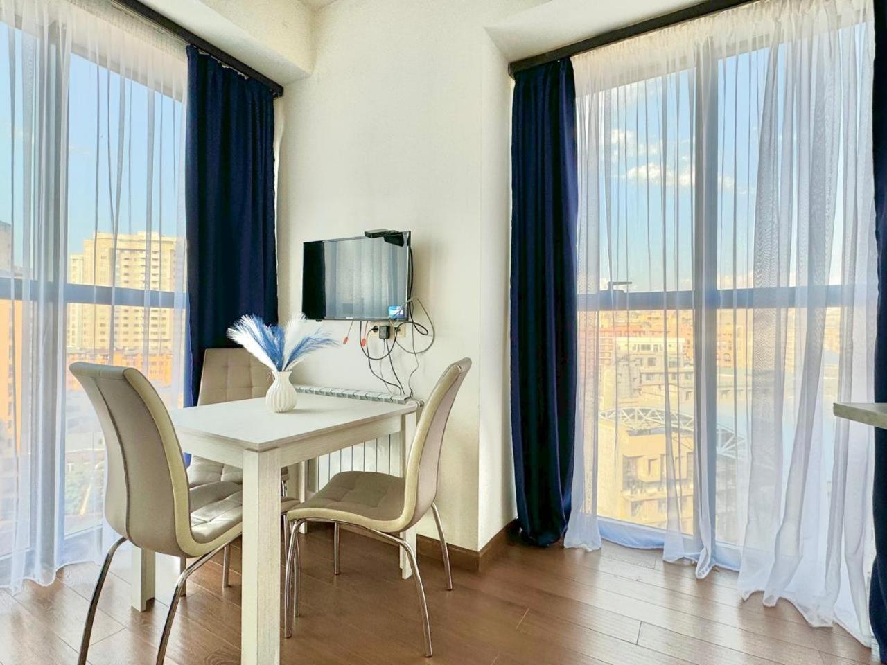 Ns Apartments In Yerevan City Centre Ngoại thất bức ảnh