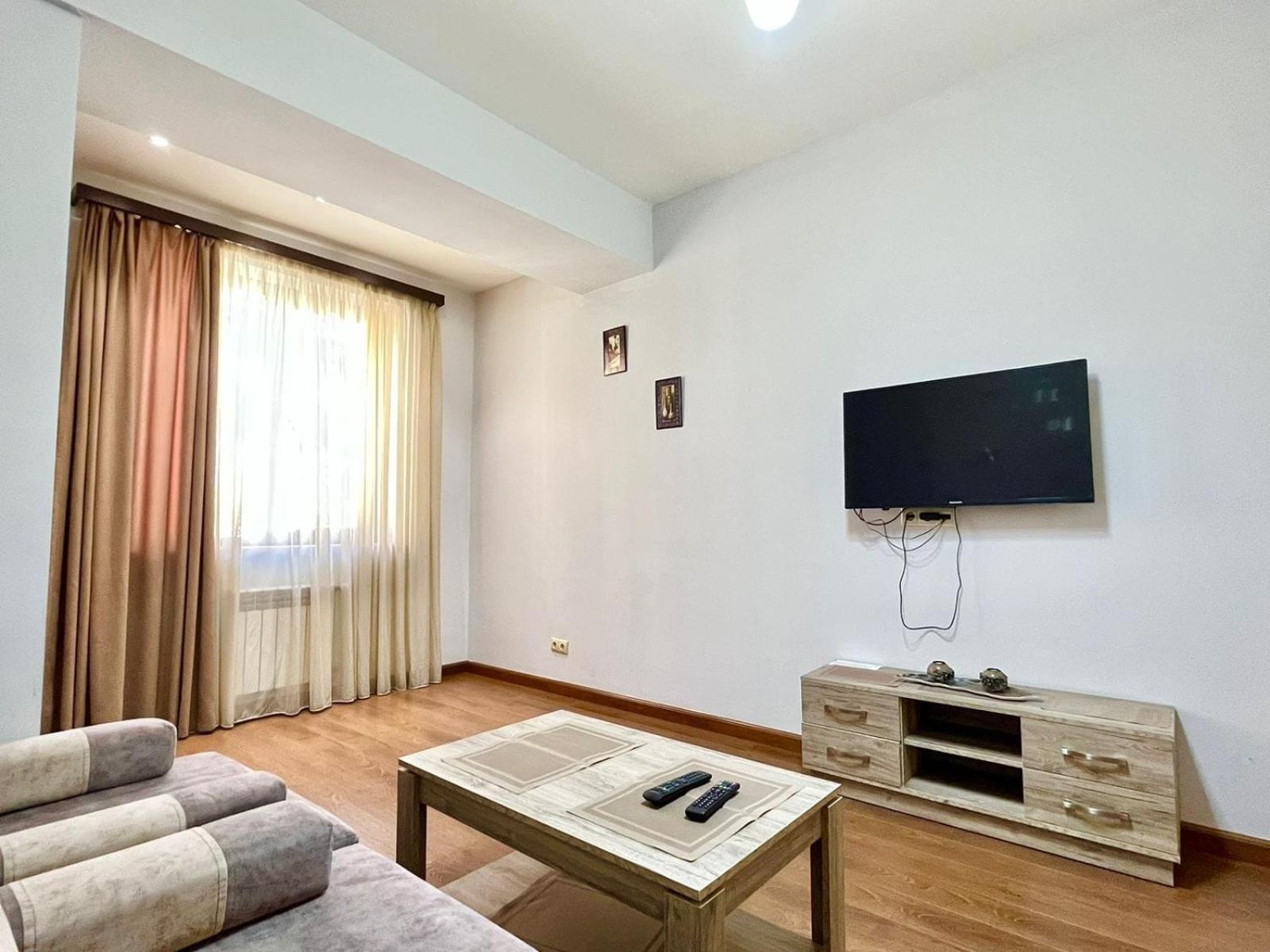 Ns Apartments In Yerevan City Centre Ngoại thất bức ảnh